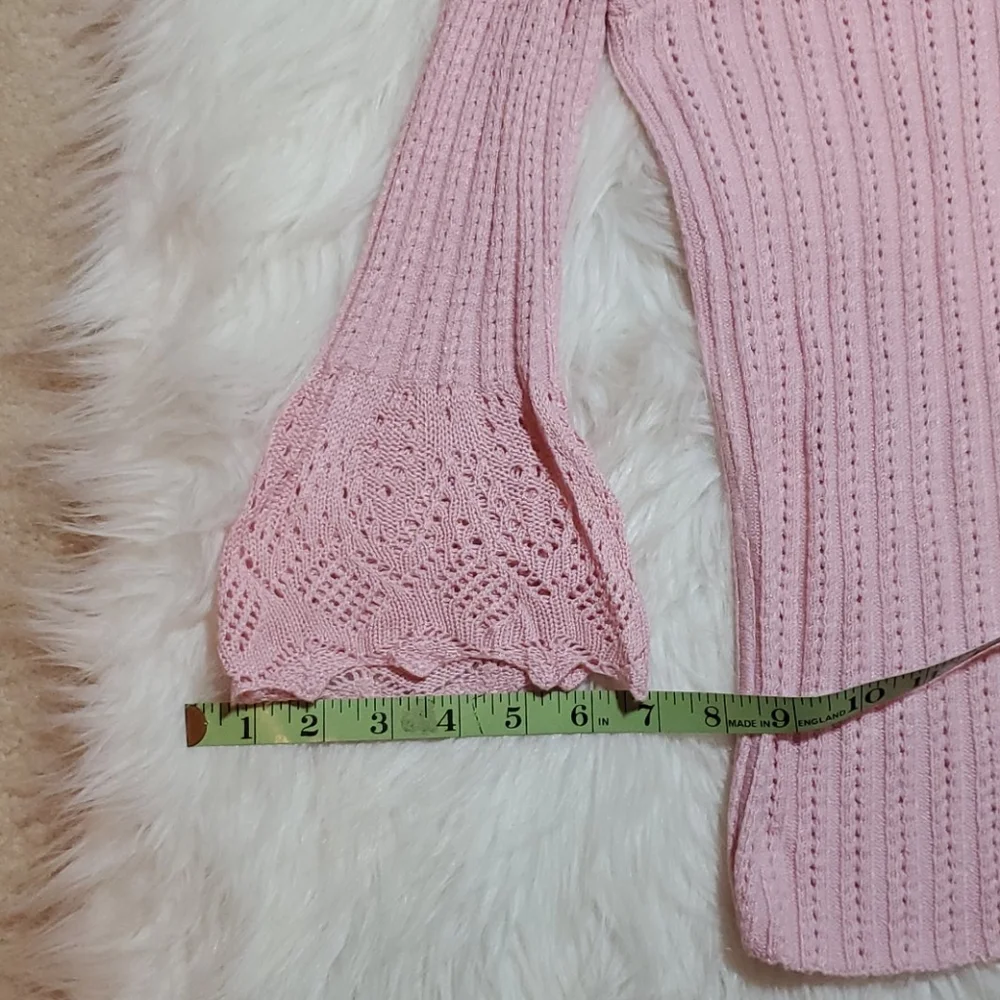 Spoiled Girl bell sleeve pink knit sweater size M